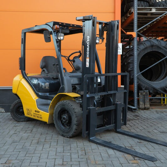 Восстановленный бензиновый вилочный погрузчик FG20LC-15