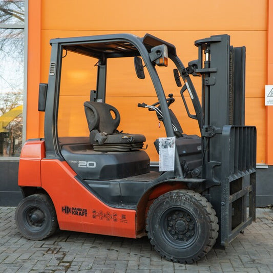 Восстановленный бензиновый вилочный погрузчик 8FGL20