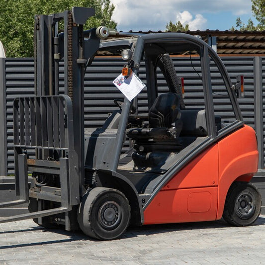 Восстановленный дизельный вилочный погрузчик H25D-01.