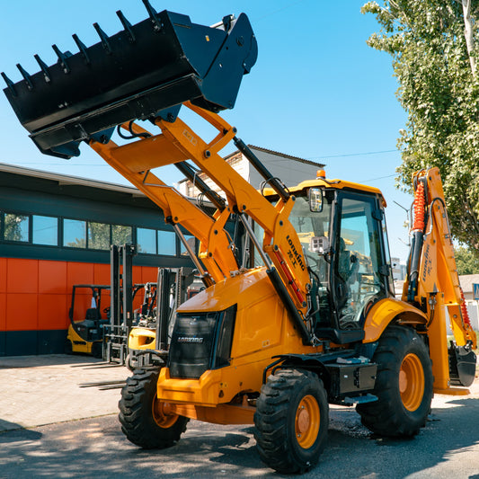 Экскаватор-погрузчик 83C